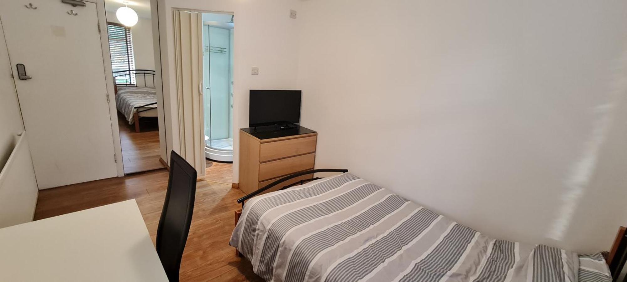 Luton, Lu3 Double Ensuite Room Luton  Luaran gambar